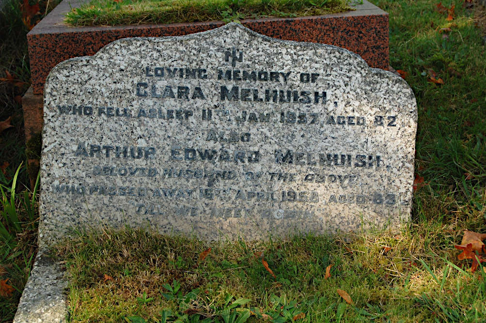 /photos/Grave of Arthur Edward Melhuish and Clara Weare